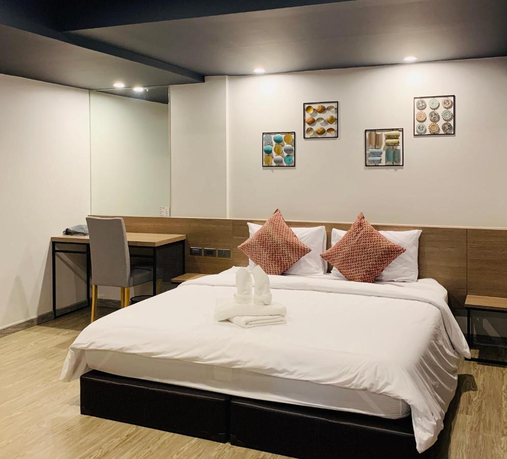 Toptel Thaphra - ท็อปเทล ท่าพระ Bangkok Esterno foto
