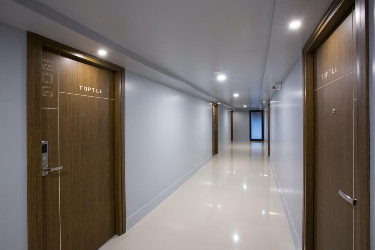 Toptel Thaphra - ท็อปเทล ท่าพระ Bangkok Esterno foto